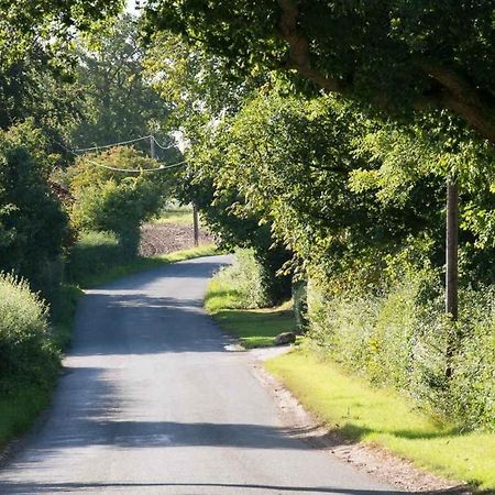 The Stables, Relax In 5 Star Style And Comfort With Lovely Walks All Around Maplestead Eksteriør billede