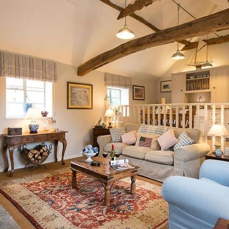 The Stables, Relax In 5 Star Style And Comfort With Lovely Walks All Around Maplestead Eksteriør billede