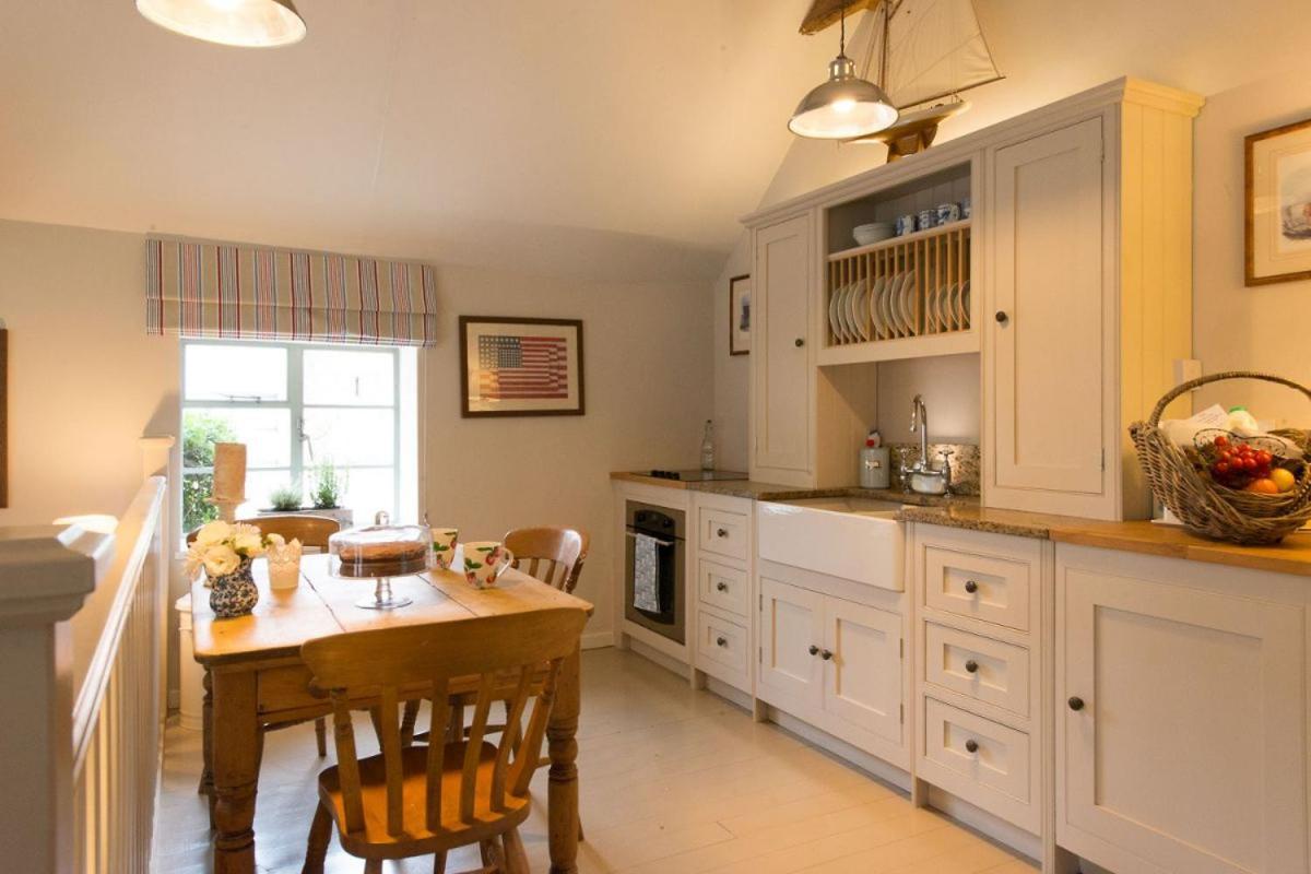 The Stables, Relax In 5 Star Style And Comfort With Lovely Walks All Around Maplestead Eksteriør billede